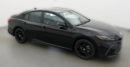 Toyota Camry SE (Natl) 2026