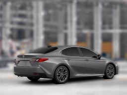 Toyota Camry XLE (Natl) 2026