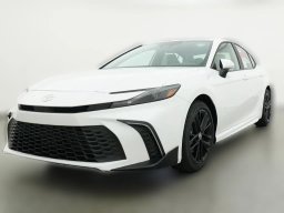 Toyota Camry SE (Natl) 2026