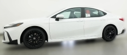 Toyota Camry SE (Natl) 2026