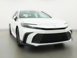 Toyota Camry SE (Natl) 2026