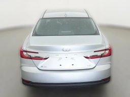 Toyota Camry LE (Natl) 2026