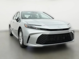 Toyota Camry LE (Natl) 2026