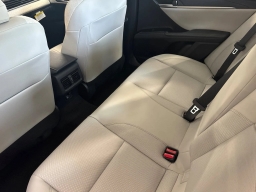 Toyota Camry XLE (Natl) 2026
