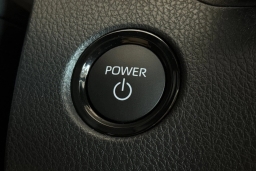 Toyota Camry XLE (Natl) 2026
