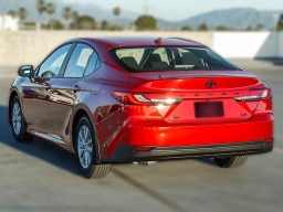 Toyota Camry LE (Natl) 2026