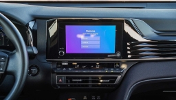Toyota Camry LE (Natl) 2026