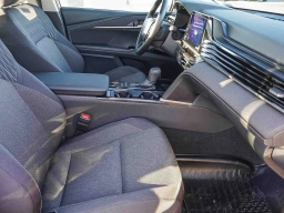 Toyota Camry LE (Natl) 2026