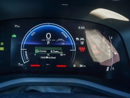 Toyota Camry LE (Natl) 2026