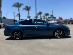 Toyota Camry XLE (Natl) 2026