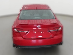 Toyota Camry SE (Natl) 2026
