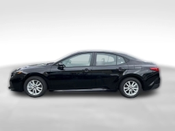 Toyota Camry LE (Natl) 2026