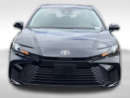 Toyota Camry LE (Natl) 2026