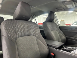 Toyota Camry LE (Natl) 2026