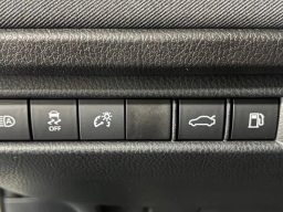 Toyota Camry LE (Natl) 2026