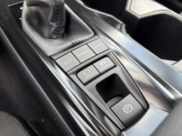 Toyota Camry LE (Natl) 2026