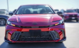 Toyota Camry SE (Natl) 2026