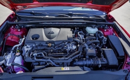 Toyota Camry SE (Natl) 2026