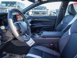 Toyota Camry SE (Natl) 2026
