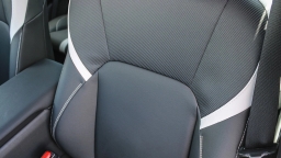 Toyota Camry SE (Natl) 2026