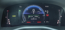 Toyota Camry SE (Natl) 2026