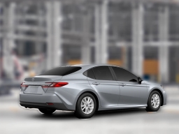 Toyota Camry LE (SE) 2026