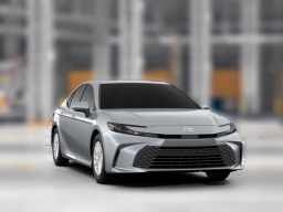 Toyota Camry LE (SE) 2026