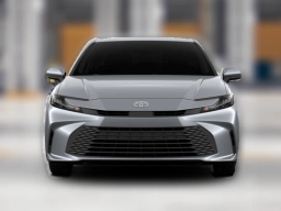 Toyota Camry LE (SE) 2026