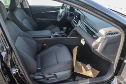 Toyota Camry LE (Natl) 2026