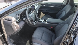 Toyota Camry LE (Natl) 2026