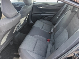 Toyota Camry LE (Natl) 2026