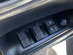 Toyota Camry LE (Natl) 2026