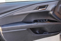 Toyota Camry SE (Natl) 2026