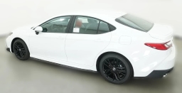 Toyota Camry SE (Natl) 2026