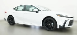 Toyota Camry SE (Natl) 2026
