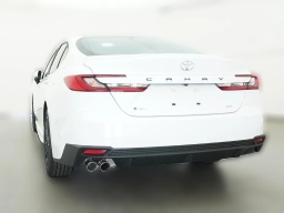 Toyota Camry SE (Natl) 2026