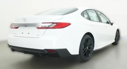 Toyota Camry SE (Natl) 2026