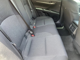 Toyota Camry LE (Natl) 2026