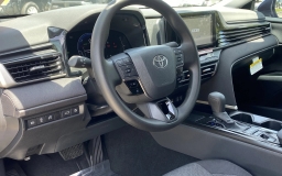 Toyota Camry LE (Natl) 2026