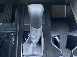 Toyota Camry LE (Natl) 2026