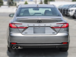 Toyota Camry SE (Natl) 2026