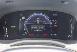Toyota Camry SE (Natl) 2026