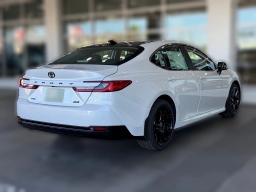 Toyota Camry XLE (Natl) 2026