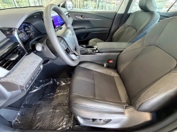Toyota Camry XLE (Natl) 2026