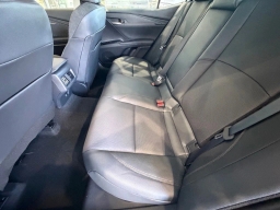 Toyota Camry XLE (Natl) 2026