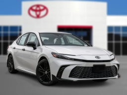 Toyota Camry SE (Natl) 2026