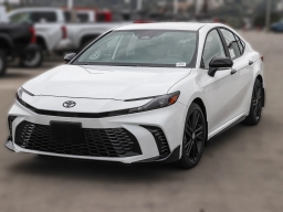 Toyota Camry SE (Natl) 2026