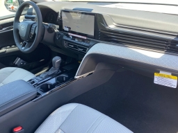 Toyota Camry XLE (Natl) 2026