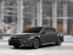 Toyota Camry XLE (Natl) 2026