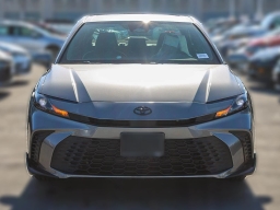 Toyota Camry SE (Natl) 2026